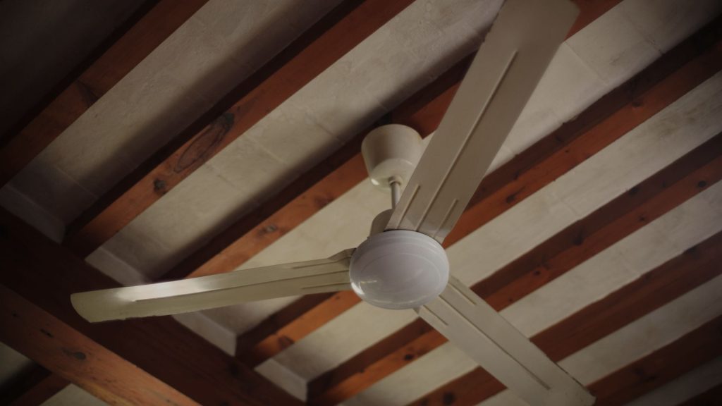 ceiling with faux wood beams